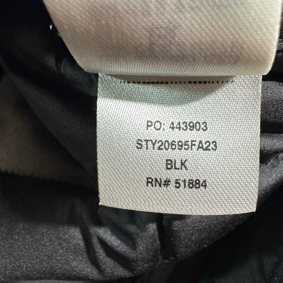 Womens Patagonia diamond quilted bomber Hoodie black M - Picture 6 of 7